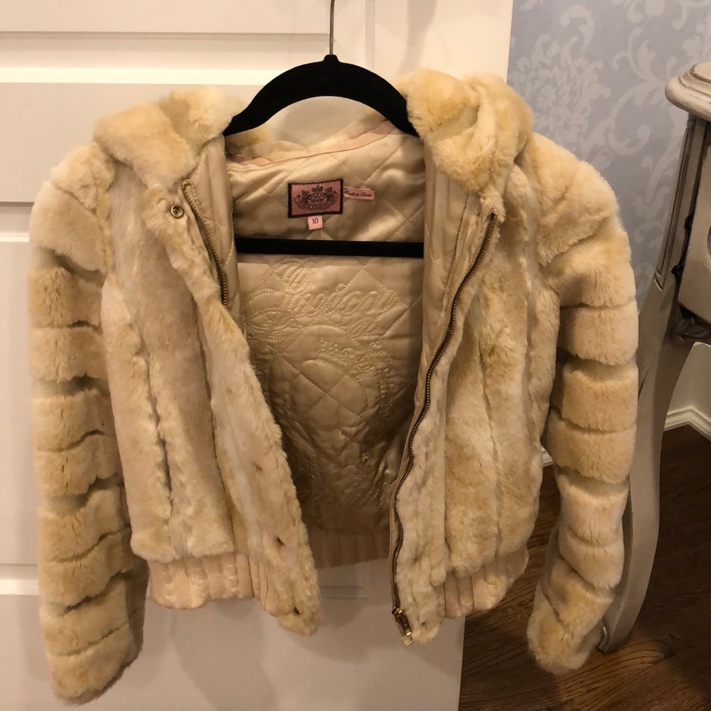 Juicy fur coat
